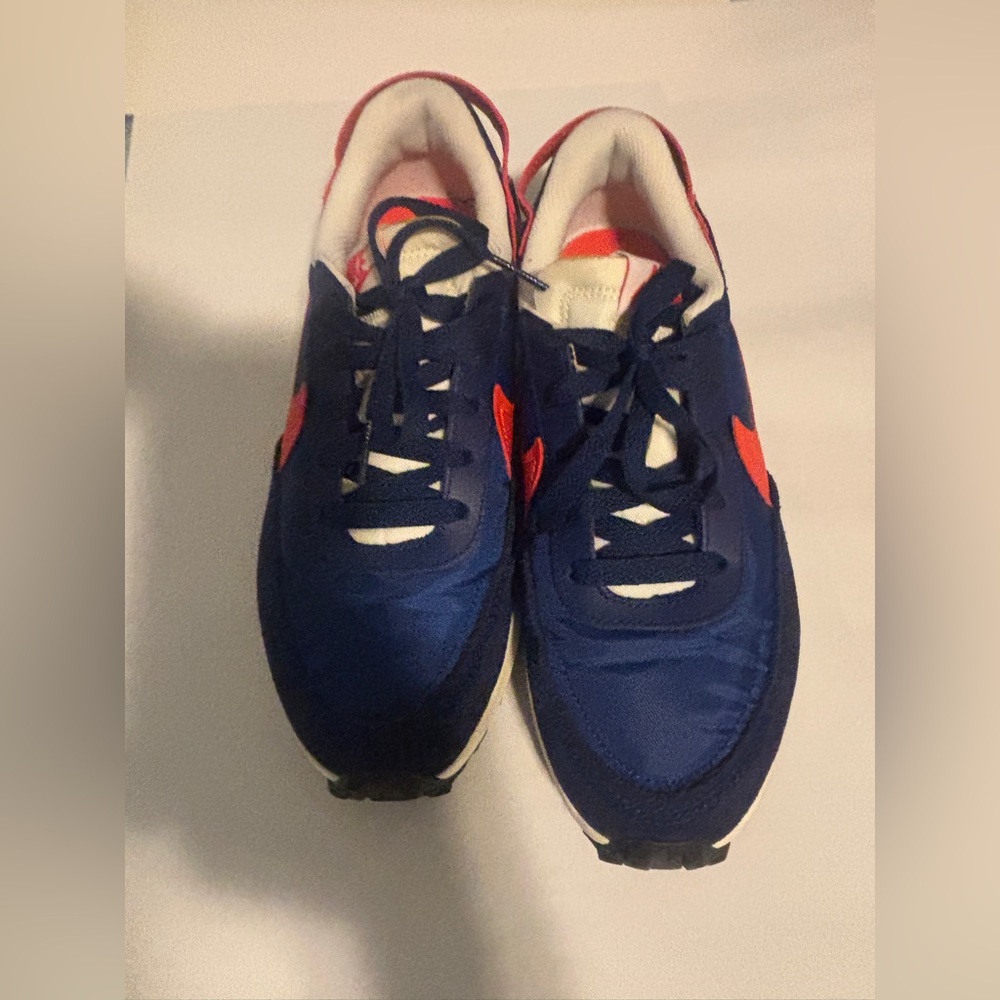 Nike waffle Trainer sneaker like new - size 7